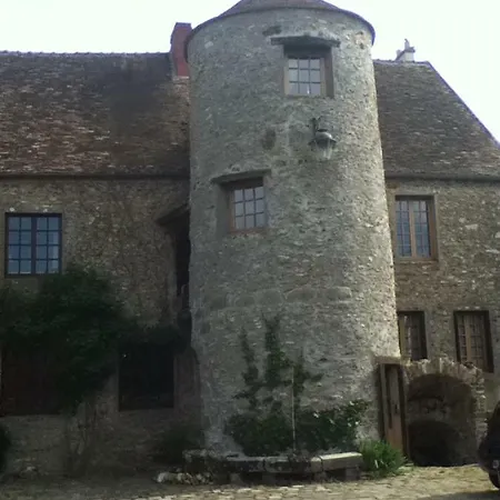 Alojamento de Acomodação e Pequeno-almoço La Tour Aux Papillons La Celle-les-Bordes